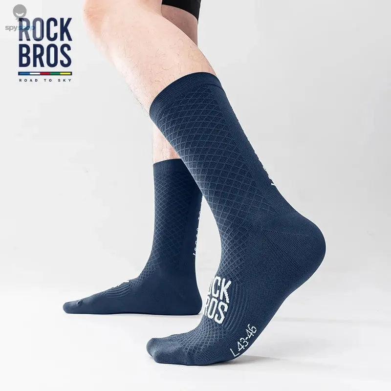 ROCKBROS Cycling Socks Soothing Sport Socks Shock Absorbing Bike Socks Breathable Fabric High Elastic Outdoor Socks A pair 
