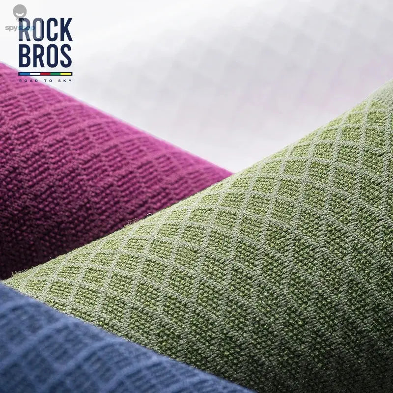 ROCKBROS Cycling Socks Soothing Sport Socks Shock Absorbing Bike Socks Breathable Fabric High Elastic Outdoor Socks A pair 