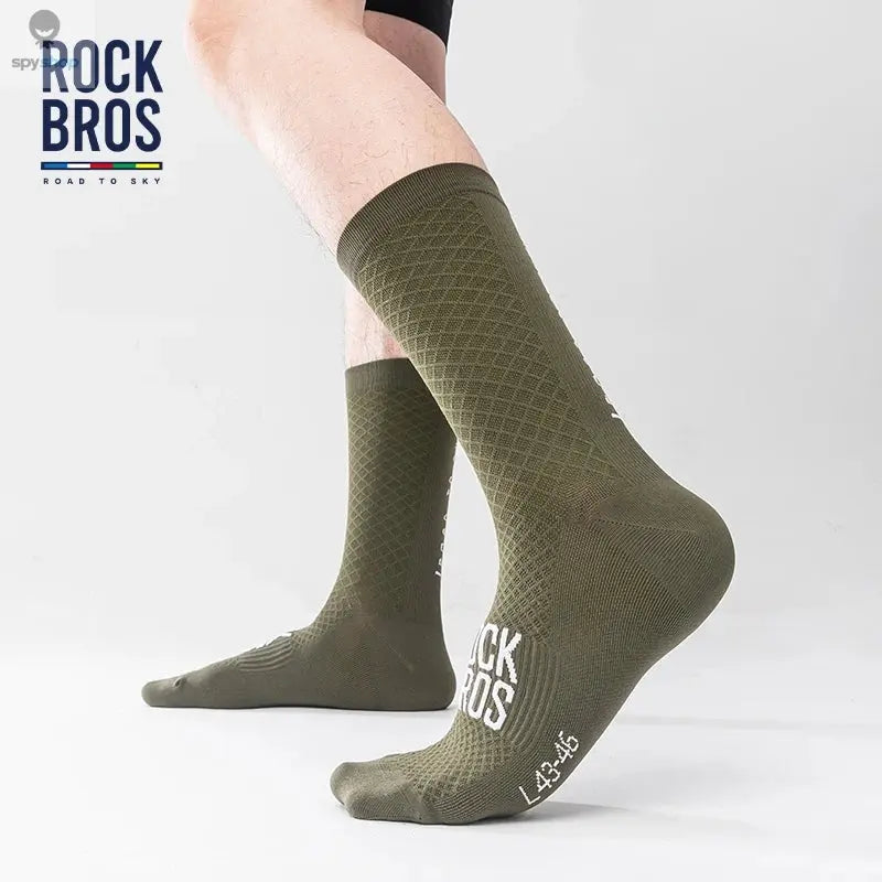 ROCKBROS Cycling Socks Soothing Sport Socks Shock Absorbing Bike Socks Breathable Fabric High Elastic Outdoor Socks A pair 