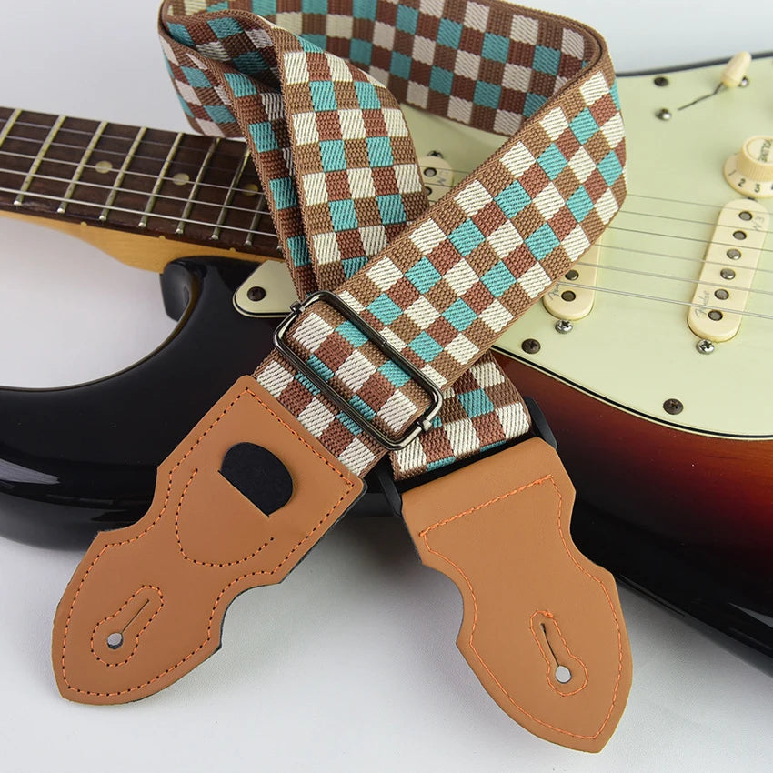 Justerbar broderad gitarrrem med hållare för plektrum