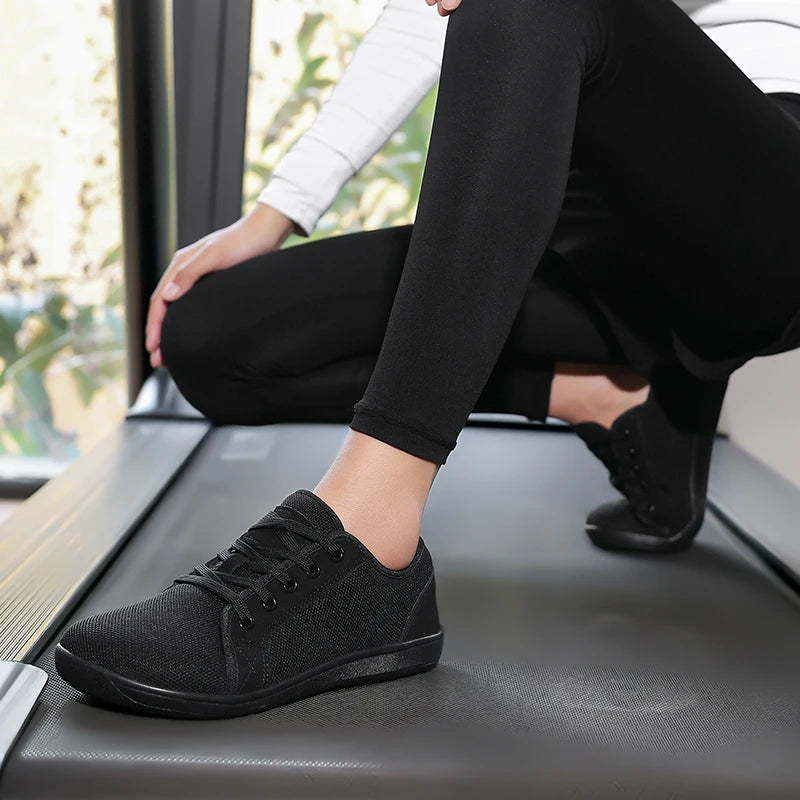 Men's Lace-Up Lightweight Breathable Mesh Casual Sports Shoes