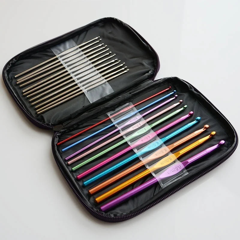 22-Piece Crochet Hook Set with Zip Case, Mixed Sizes