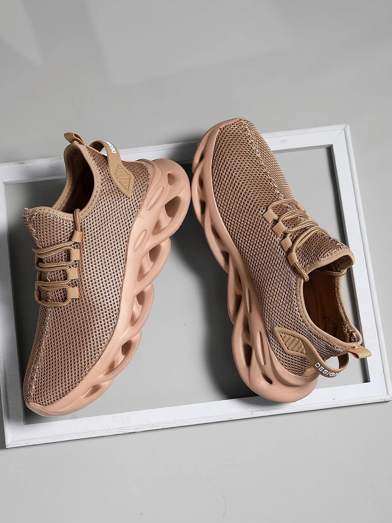 Men Sports Running Black Jogging Shoes Casual Sneakers Brown Outdoor Breathable Mesh Women Light Shock-absorption Black Tennis 