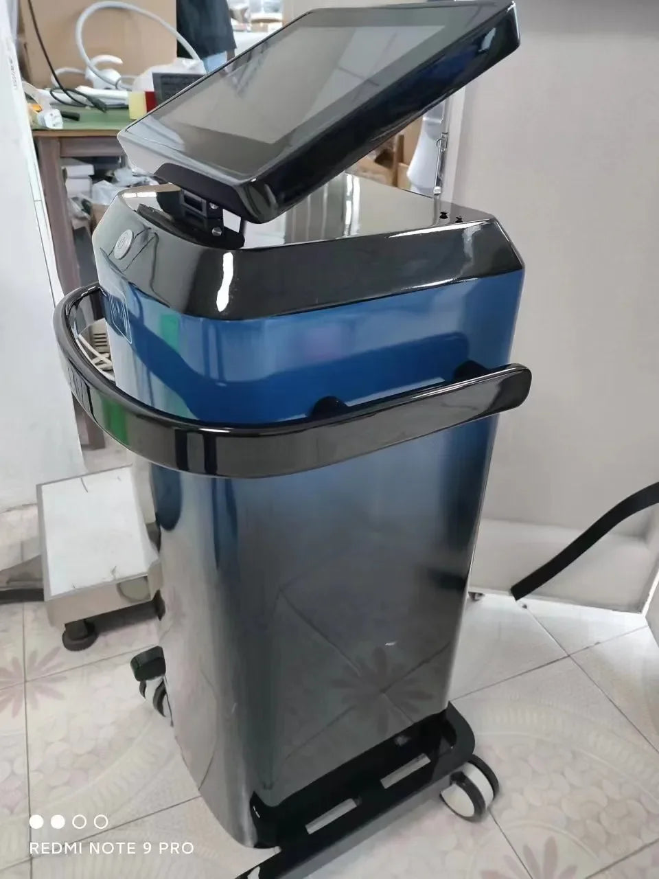 Professional Morpheus 8 RF Microneedling Machine Facial Skin Care Beauty With12 24 40 Nano Pin Cartridge