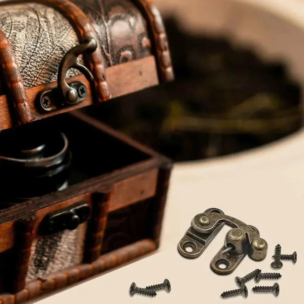 10STK/Beutel Vintage-Metallhardware Möbel Holzbox Lederbeutel Hardware dekorative Verschluss- Riegel- Schnappverschluss Schloss Vorhängeschloss Haken mit Schrauben