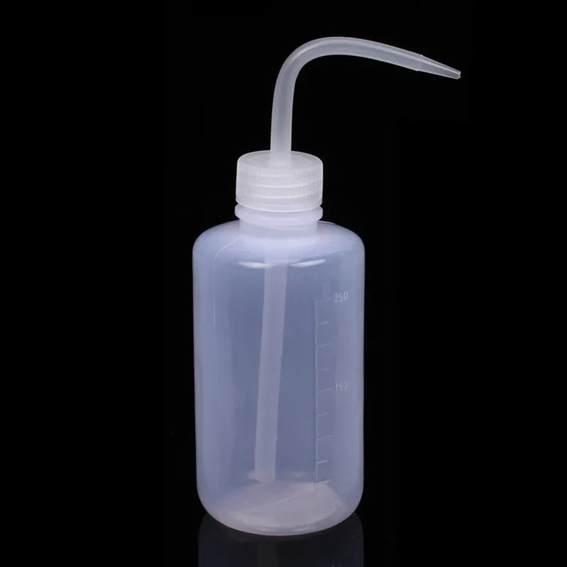 500 mL Squeeze Wash Bottle with Bent Nozzle