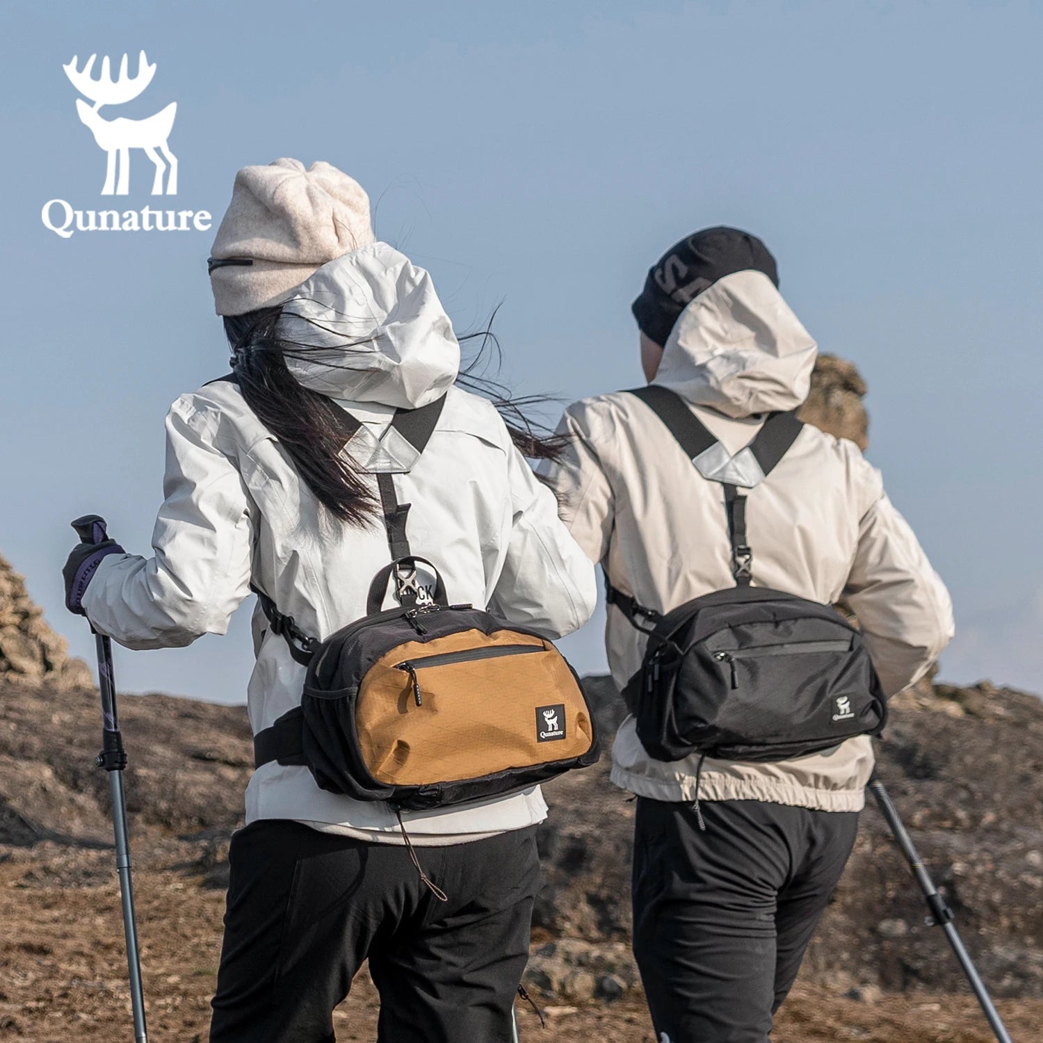 7.9L Lightweight Hiking Backpack with Detachable Strap
