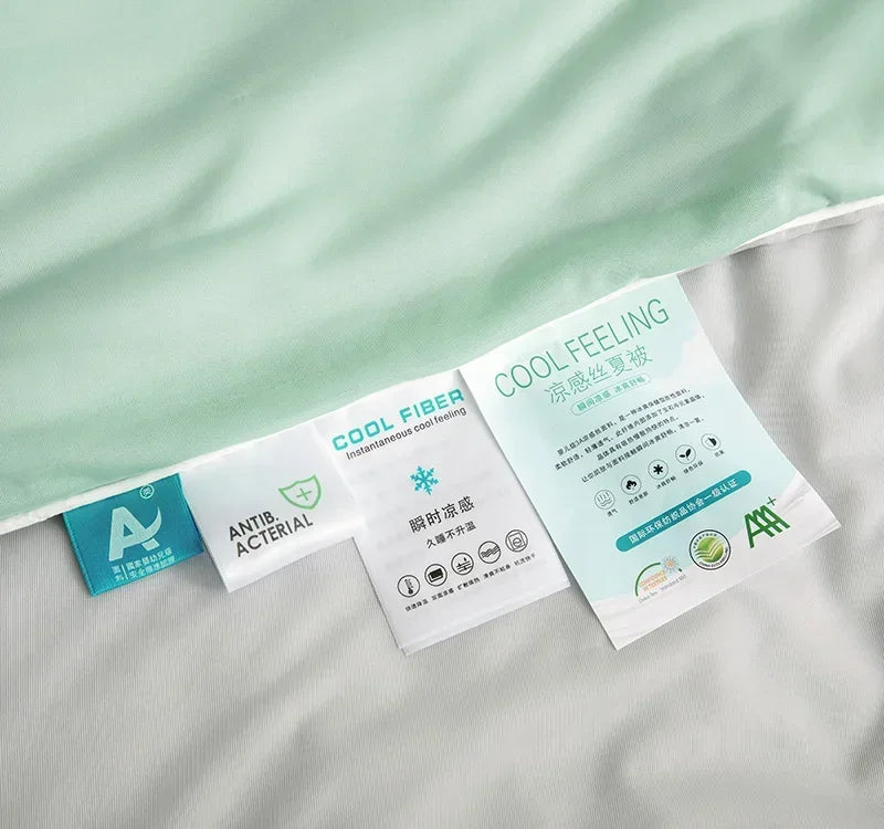 Air Condition Comforter for Summer Pure Color Ice Silk Cooling Blanket Lightweight and Smooth Twin/King Size Cold Quilt 