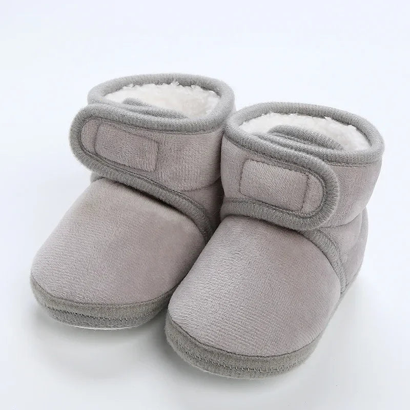 Newborn Snow Booties for Cozy Baby Comfort