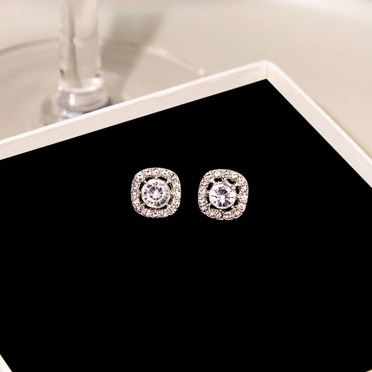 2pc Shiny Imitation Diamond Alloy Earrings Square Large Round Glass Rhinestone Women's Light Luxury Silvery Temperament Jewelry 