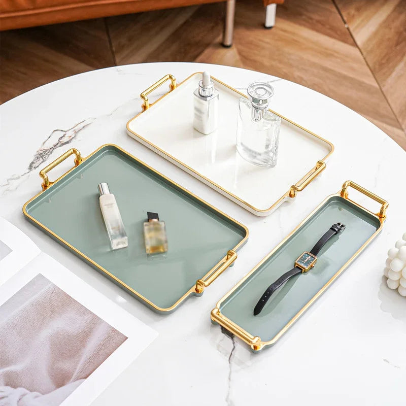 Bandeja rectangular transparente para almacenamiento doméstico