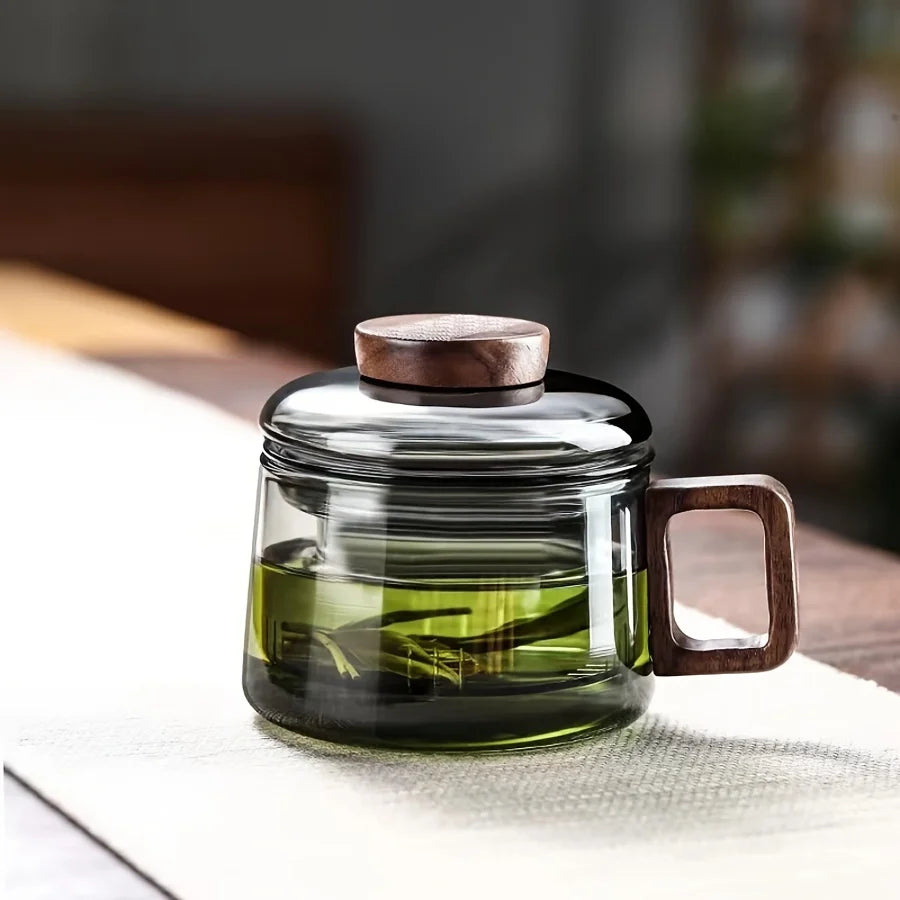 Tea Cup with Infuser, Pictured Design