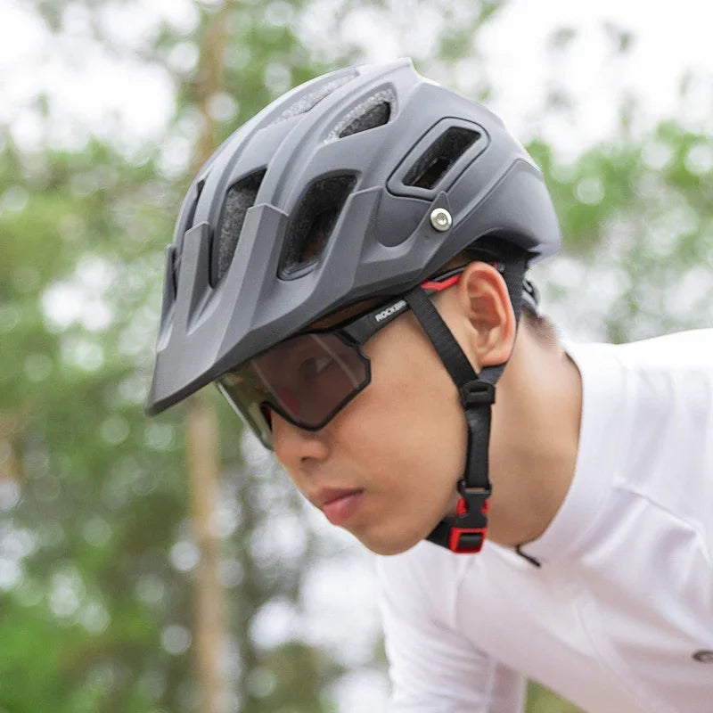 Photochromic Bike Glasses UV400 Cycling Sunglasses for Men and Women