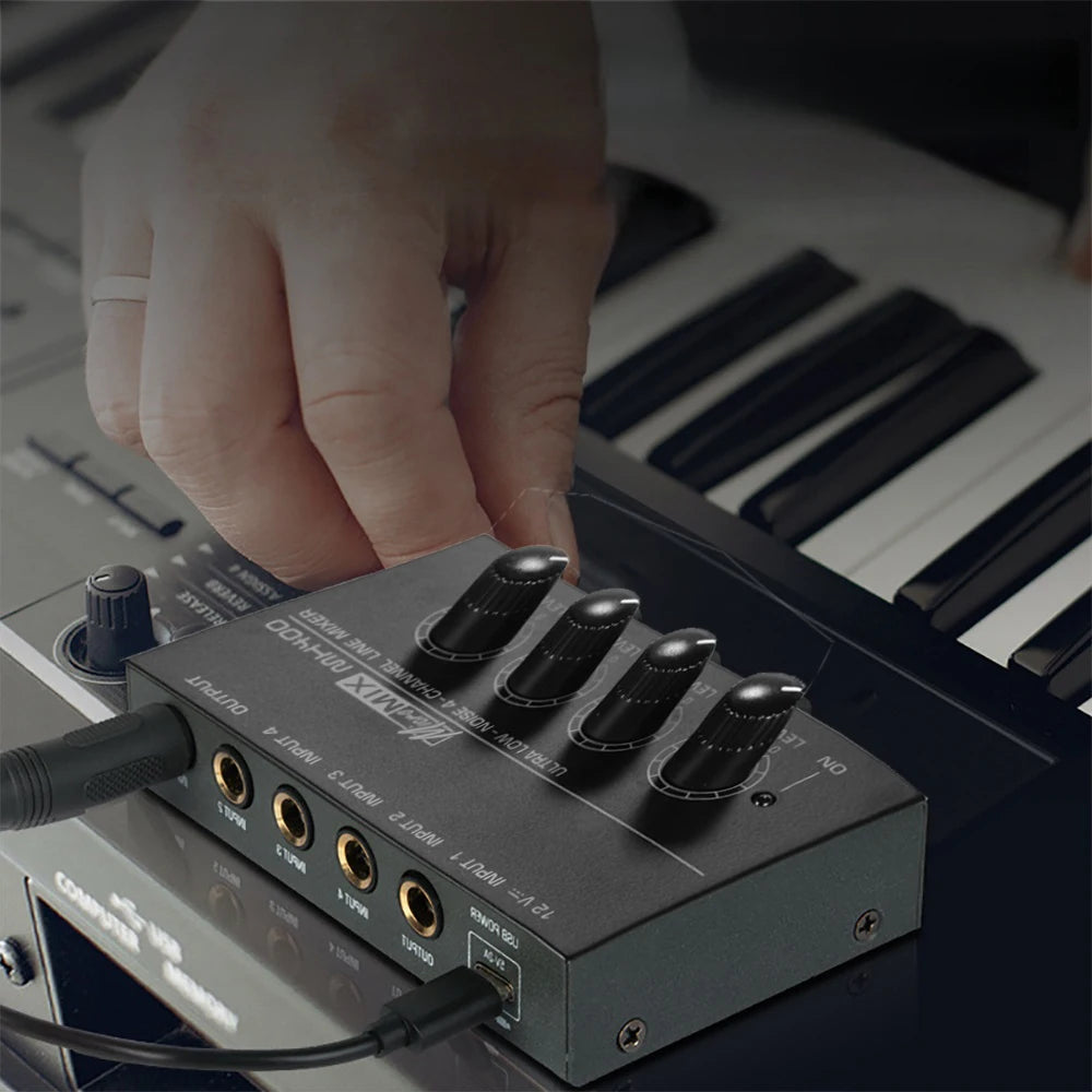 MX400 Four-Channel Line Mixer