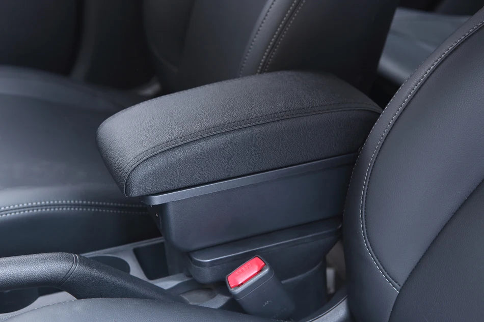 Universaali auton käsinoja säilytystilalla ja valinnaisilla USB-porteilla