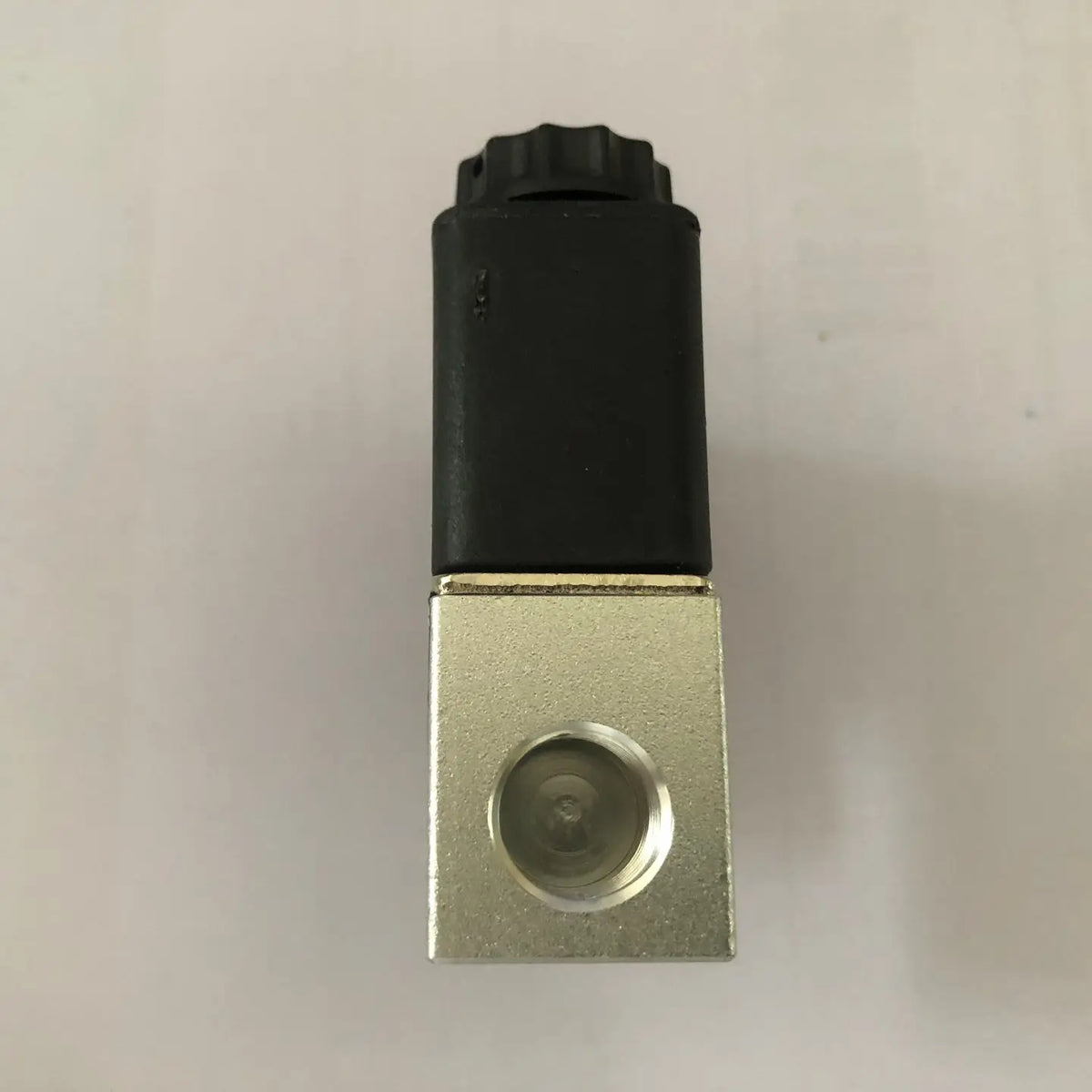 Électrovanne pneumatique normalement fermée 2V025-08