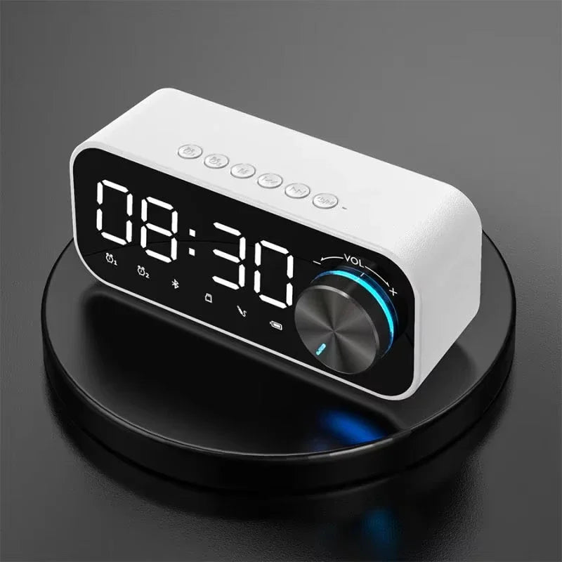 MP3 Väckarklocka, FM-radio och multifunktionell musikspelare Trådlös Bluetooth-högtalare med LED-display, stereobas Bluetooth-högtalare