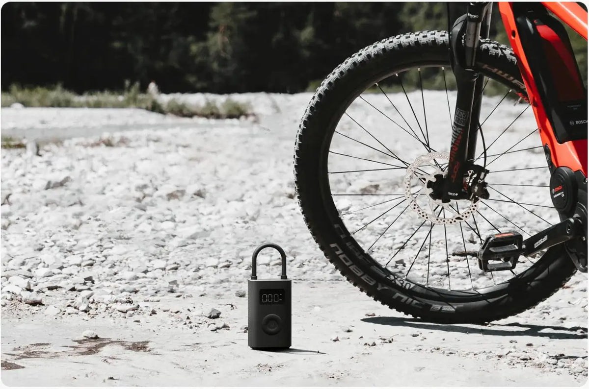 Xiaomi Mijia Portable Air Compressor 2 / 2D / 2PRO, Smart Digital Tire Pressure Detection Inflator, Portable Electric Air Pump