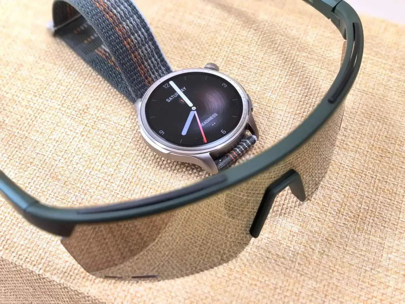 Amazfit Balance 46mm okosóra AMOLED kijelzővel
