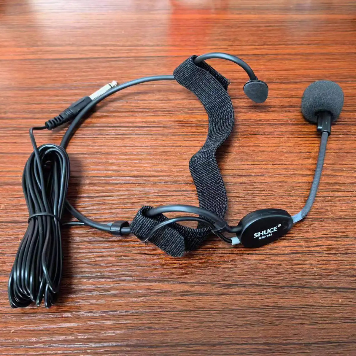 Wired Headset Microphone for Speech