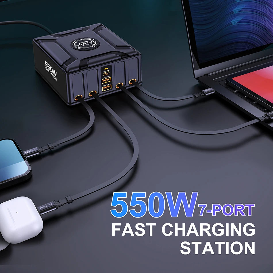 Nabíjacia stanica 7 v 1 s výkonom 550 W a 100W vysúvateľnými USB-C káblami