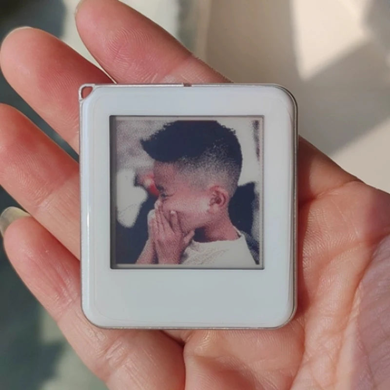 1.54-Inch NFC E-Paper Keyring Display