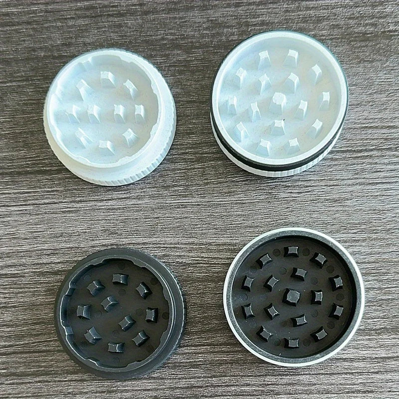 Cookie-Shaped Manual Spice Grinder, 2.2 Inch