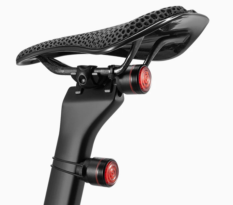Set Luci per Bici ROCKBROS MTB Strada Impermeabile 200LM/400LM Faro Anteriore + Luce Posteriore Intelligente con Sensore Frenata Automatica