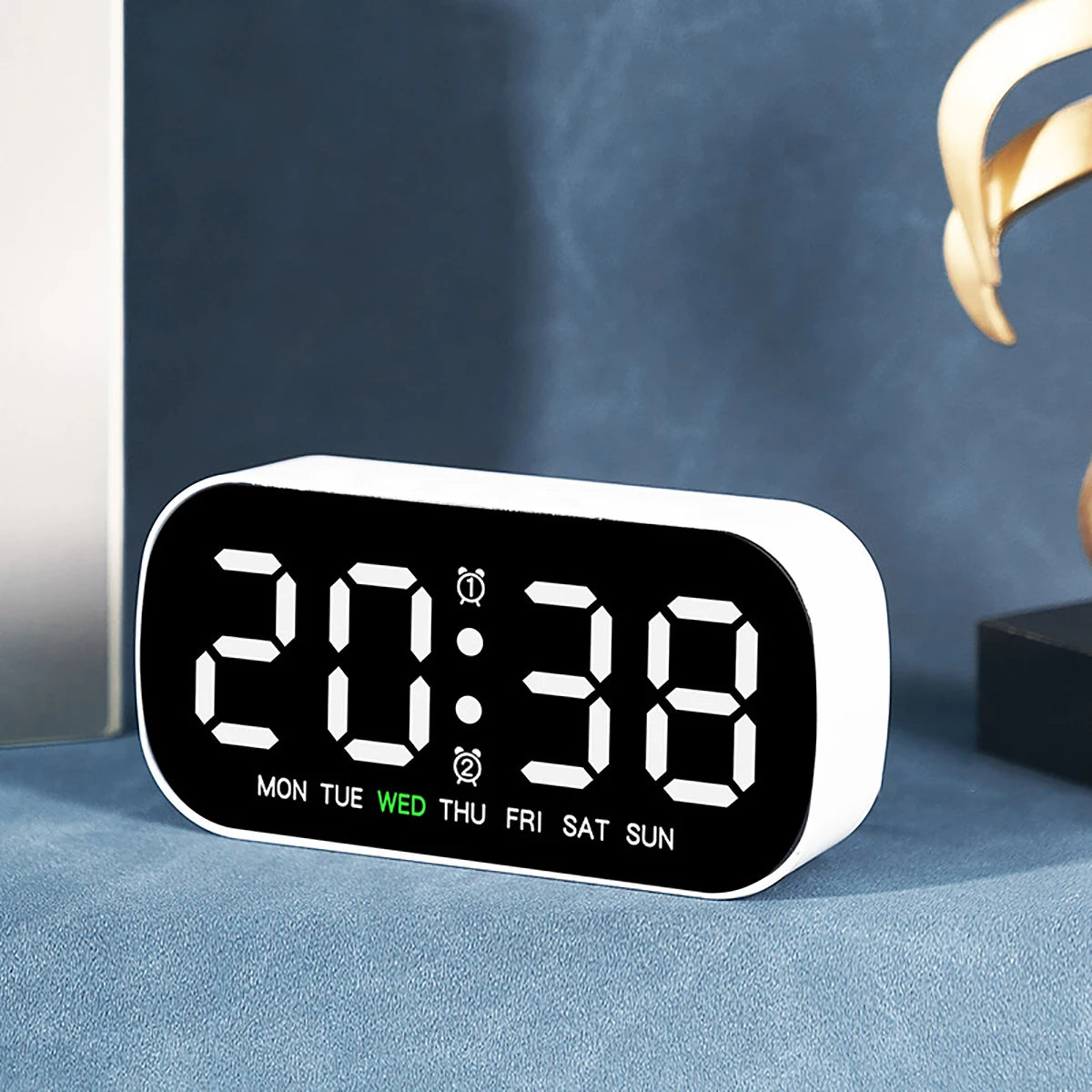 USB Digital Alarm Clock with Dual Alarms