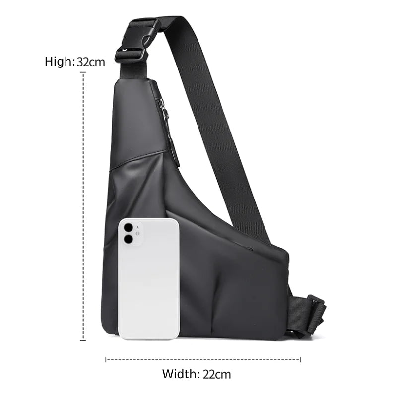Driehoekige crossbody-tas met verstelbare riem