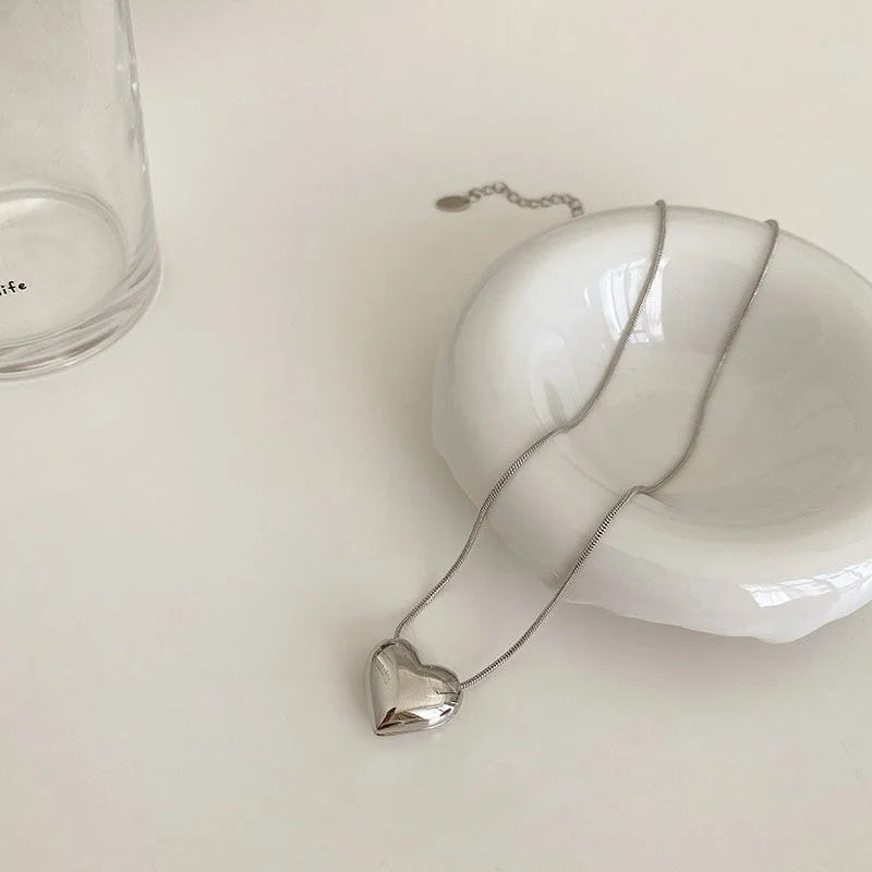 Vintage Love Heart Pendant Necklace for Women Trend Aesthetic Gold Color Metal Chain Collar Choker Party Jewelry Birthday Gifts 