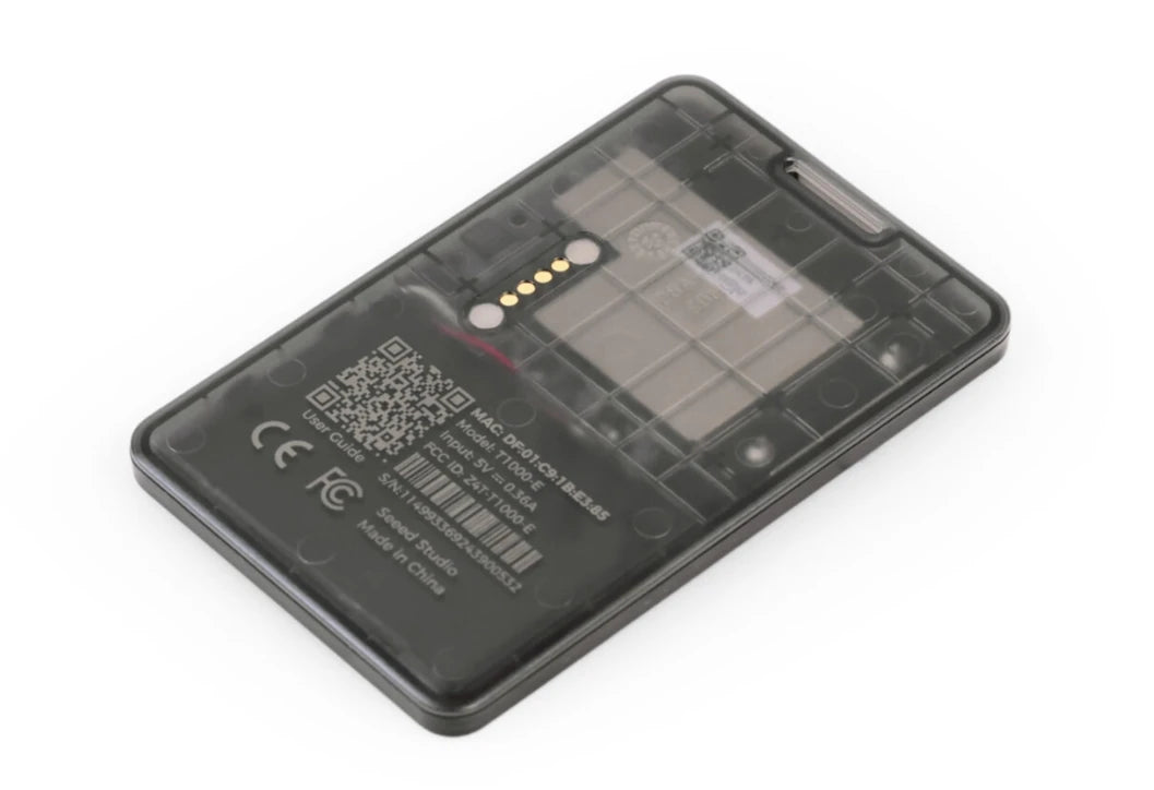 SenseCAP Card Tracker T1000‑E per Meshtastic con GPS e LoRa