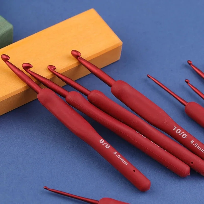 KRABALL Silicone Handle Crochet Hooks Set Needle Aluminum Hook for DIY Knitting Sweater Weaving Knit Hook Tools Accessories 