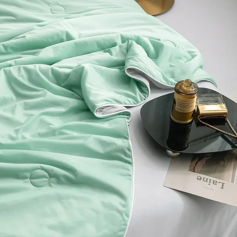 Air Condition Comforter for Summer Pure Color Ice Silk Cooling Blanket Lightweight and Smooth Twin/King Size Cold Quilt 