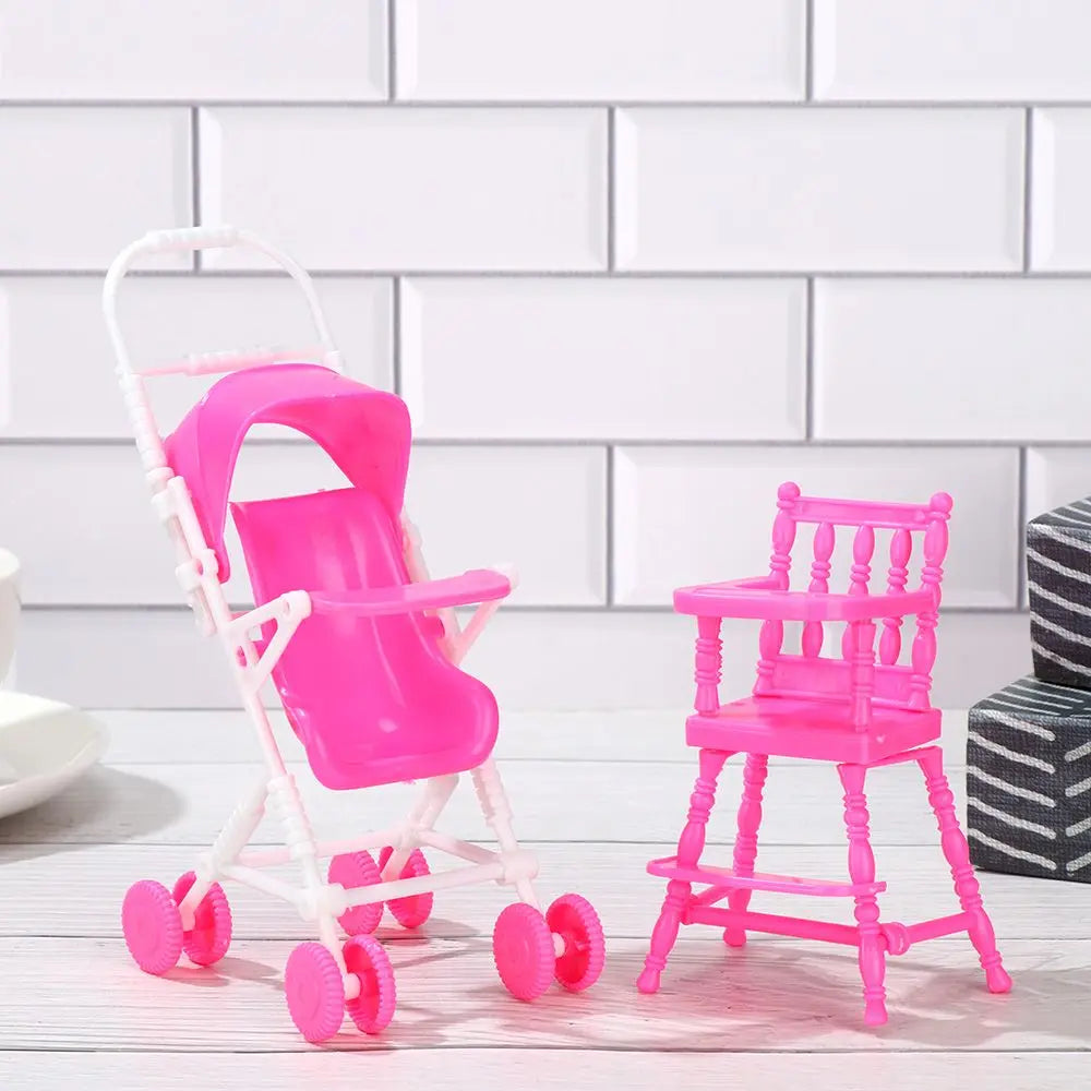 Opções de Carrinho e Cadeira para Bonecas em Miniatura