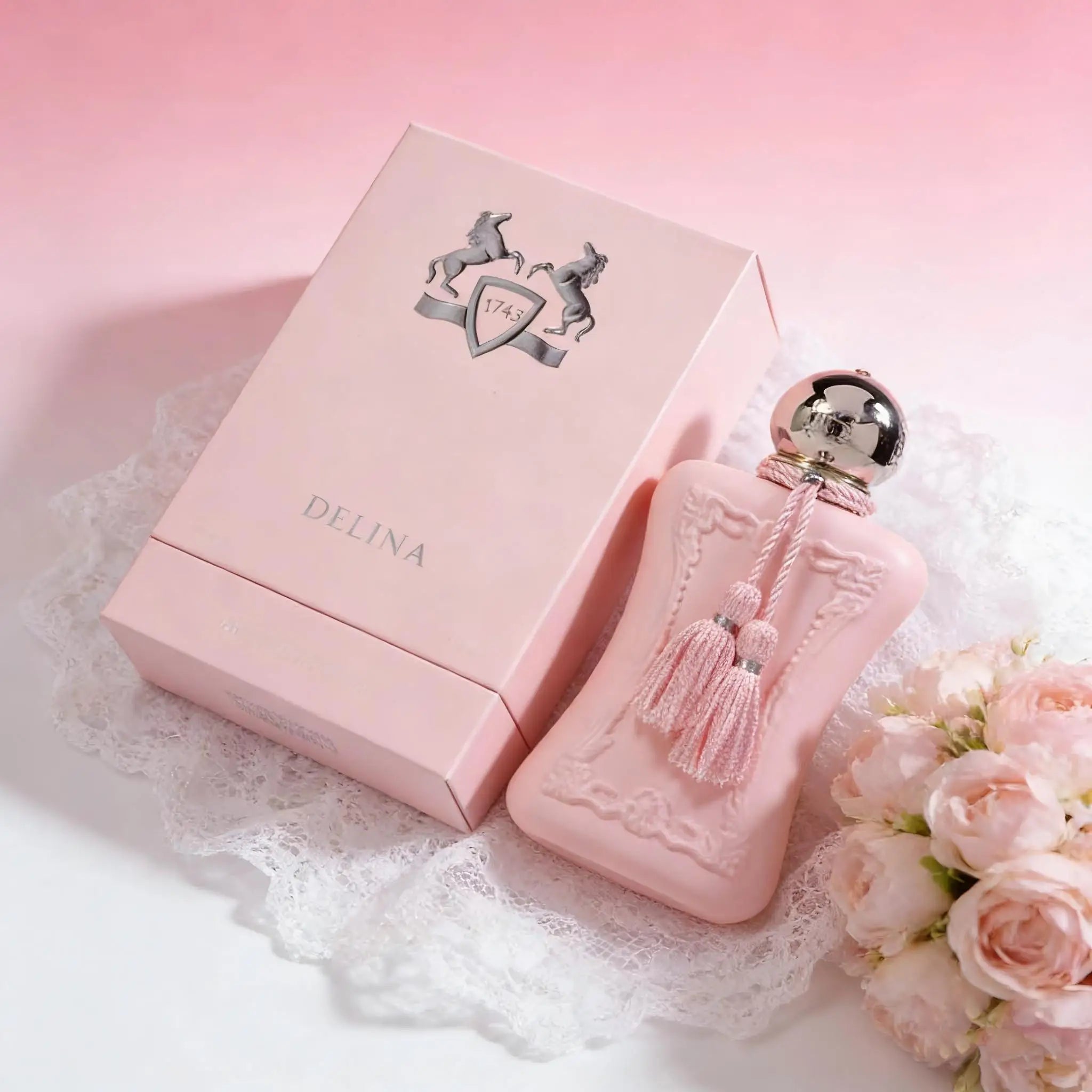 Garrafa Rosa Elegante com Fragrância Floral e Tassel para Uso Diário