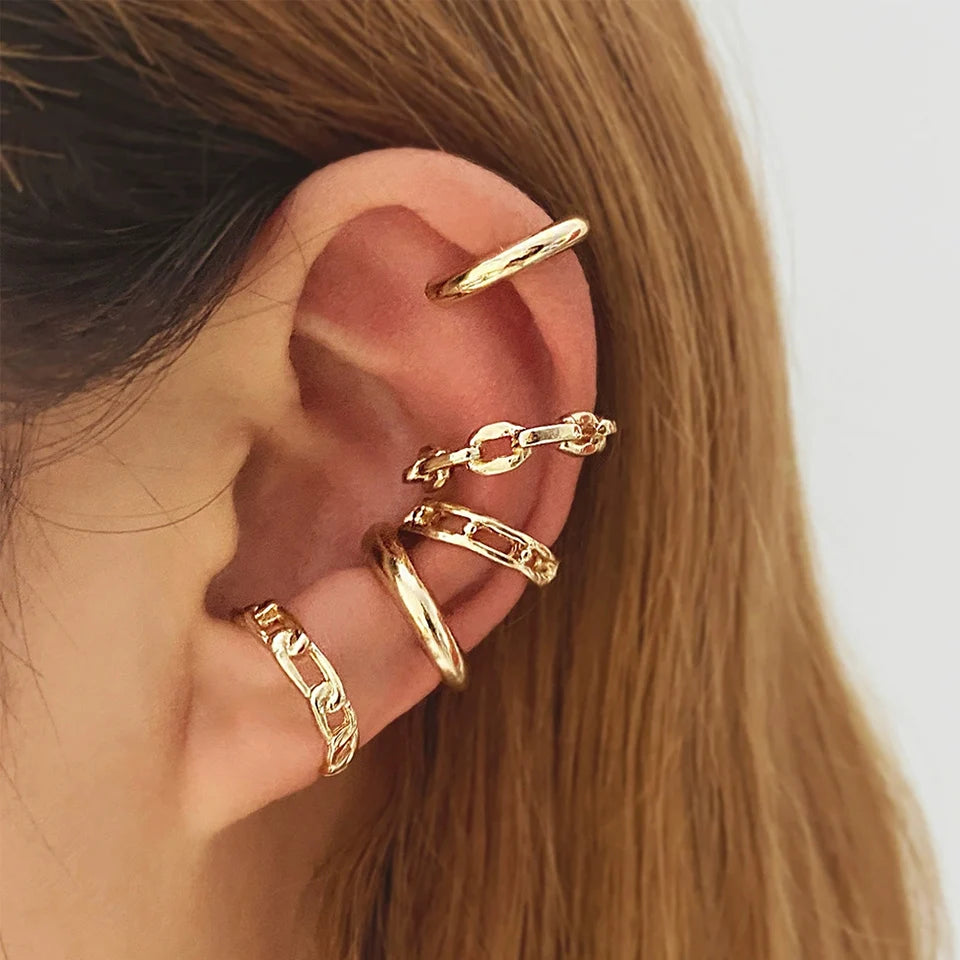 Chic Gold Color Leaves Ear Cuff Black Non-Piercing Ear Clips Fake Cartilage Earrings Clip Earrings For Women Daily Jewelry 