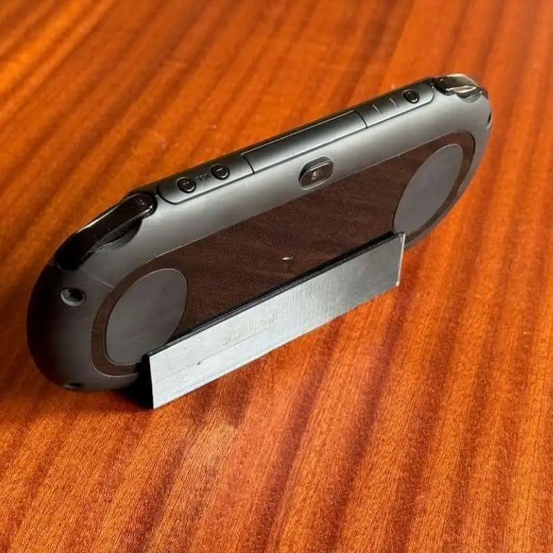 Desktop Stand for Handheld Game Consoles