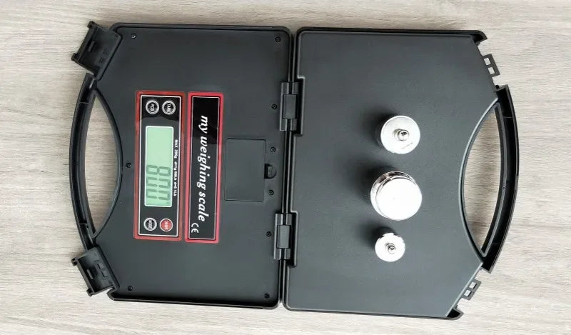 Balance stable 25 kg/1 g scale portable électronique spécialisée pour les colis express Portée kilogramme gramme alimentaire G、oz、Lb、ml、g/ml P