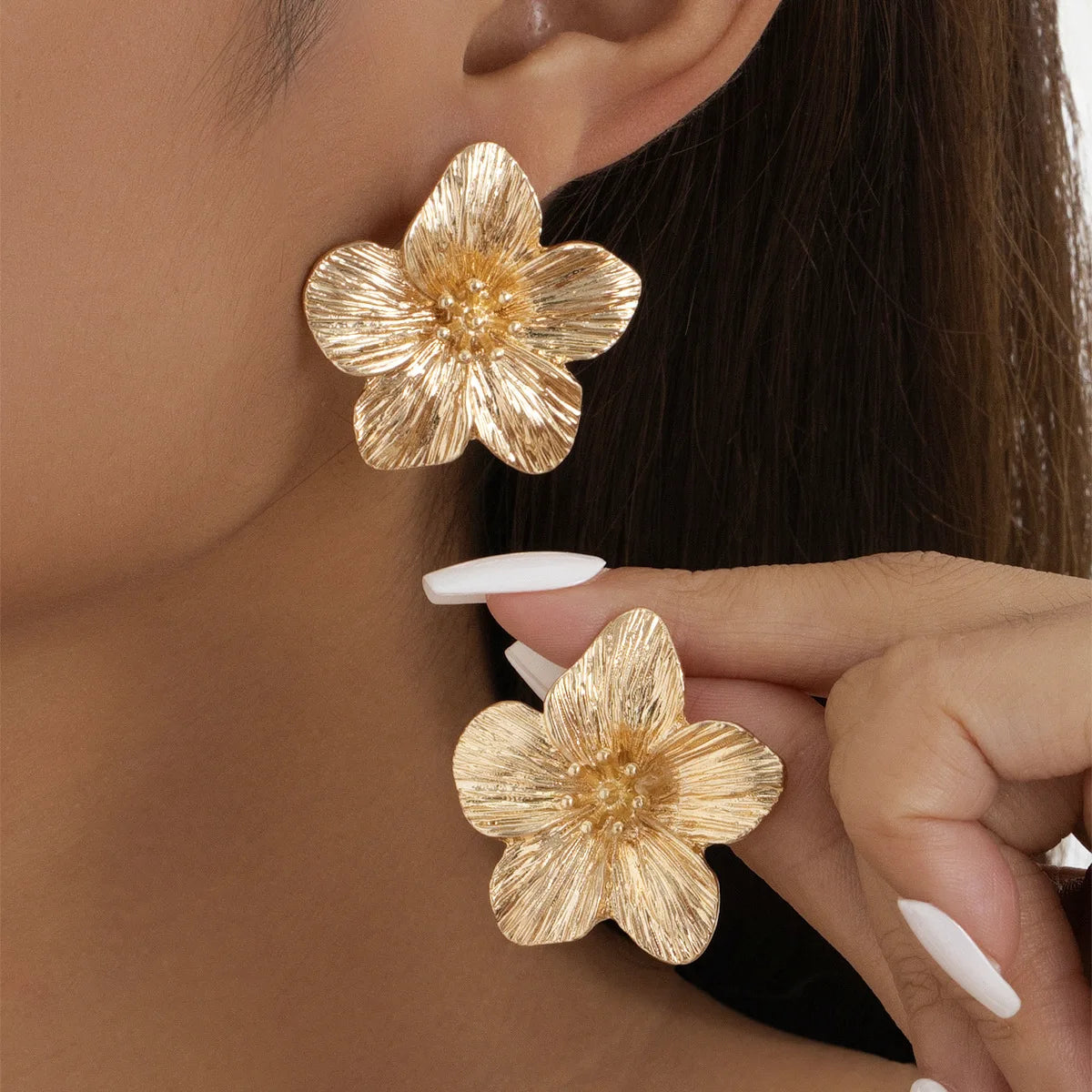 Popular Women's Fashion Earrings Flower Alloy Retro Style Women's Party Accessories Gifts 