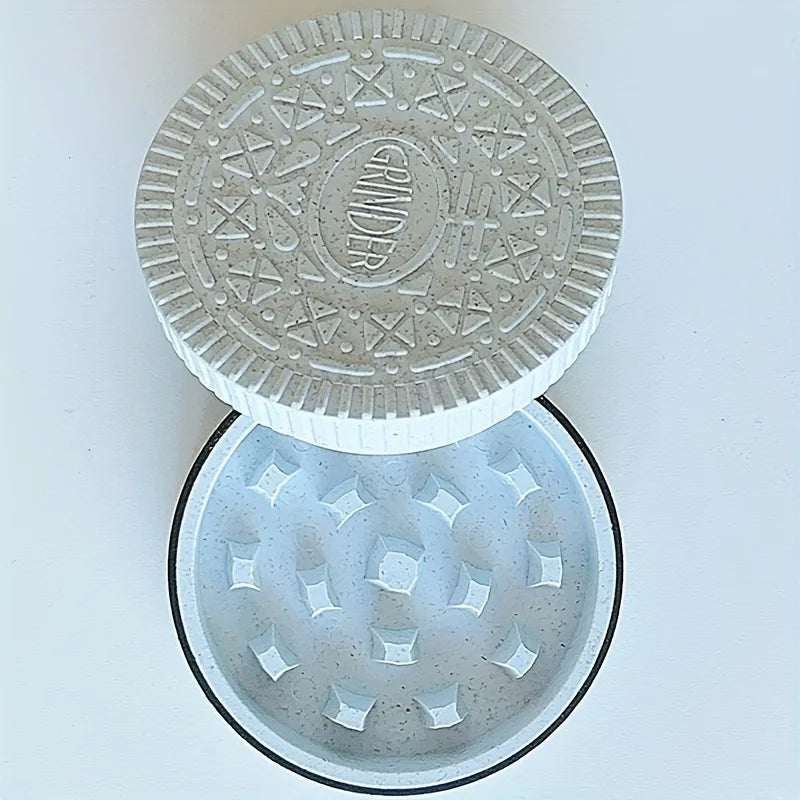 Cookie-Shaped Manual Spice Grinder, 2.2 Inch