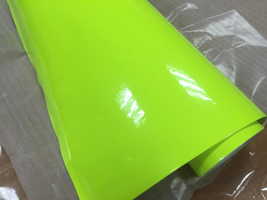 10/20/30/40/50/58x152CM Filme de vinil autocolante brilhante amarelo fluorescente Filme de vinil brilhante com bolhas de ar eliminadas