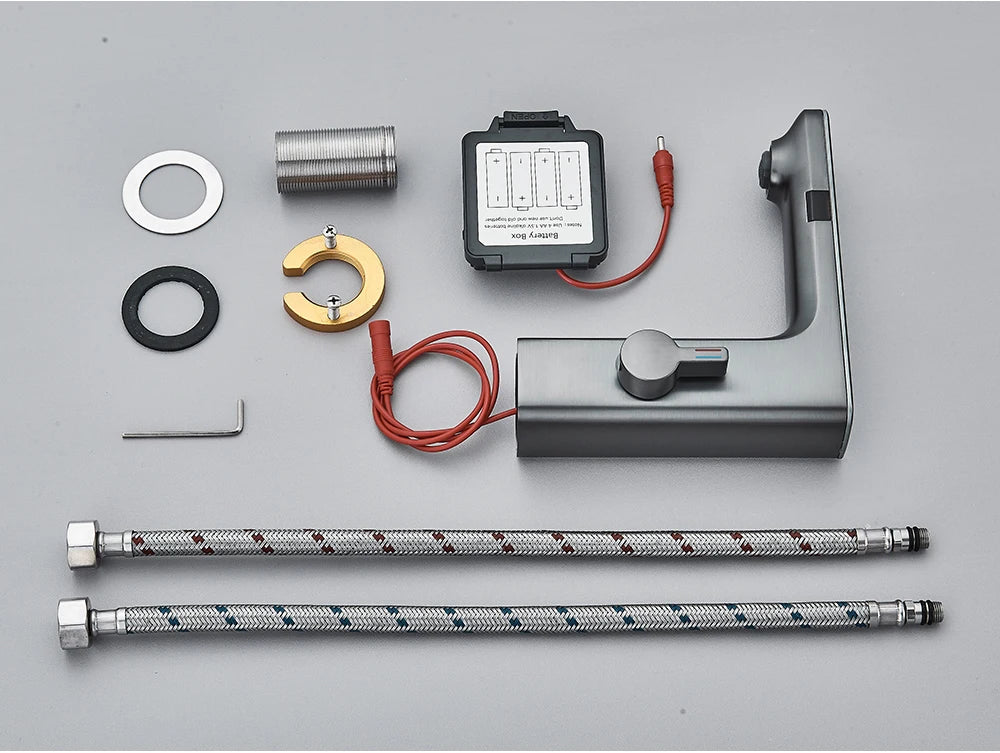 White Smart Sensor Basin Faucet Screen Digital Display Hot Cold Water Mixer Tap Touchless Vanity Sink Faucet For Bathroom 