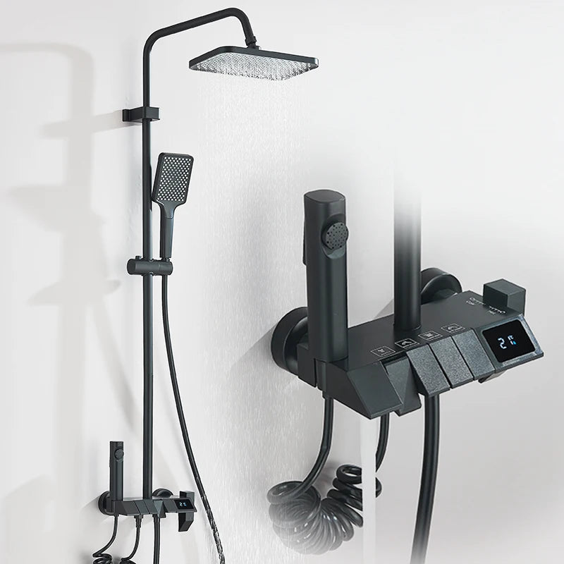 Digitalt display regnbrusersystem med bidet og badekarudløb