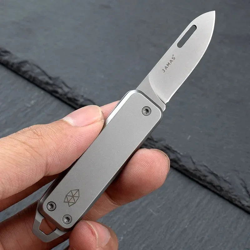Compact Folding Utility Knife