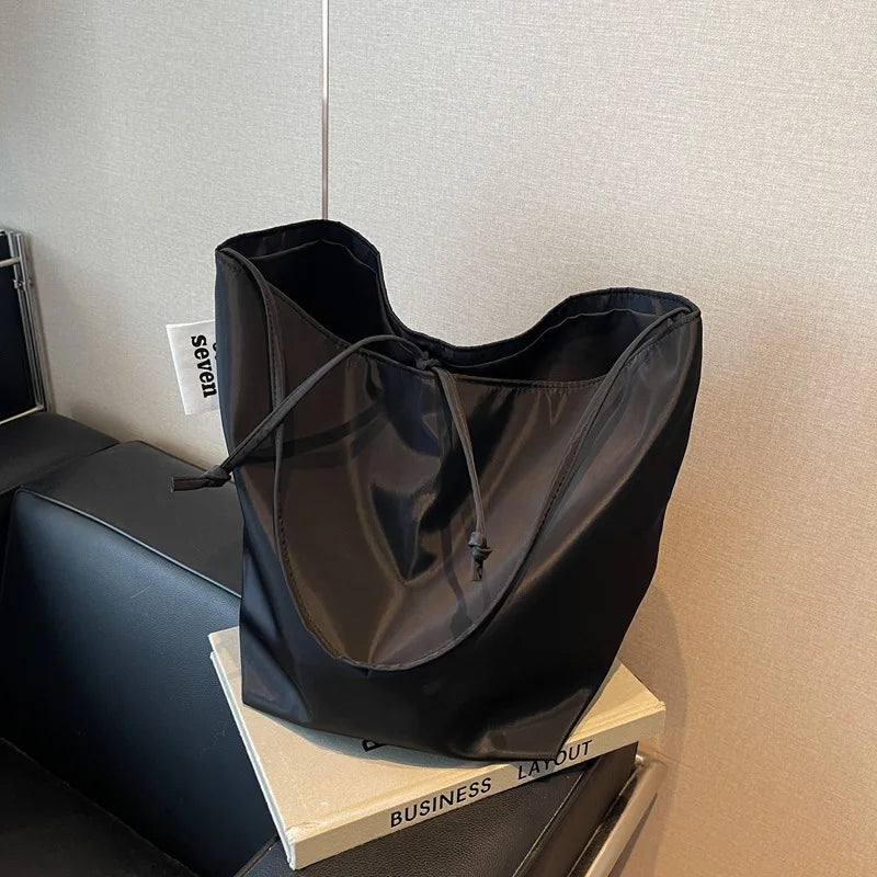 Torba na ramię BB-291 z nylonu, z otwartą kieszenią
