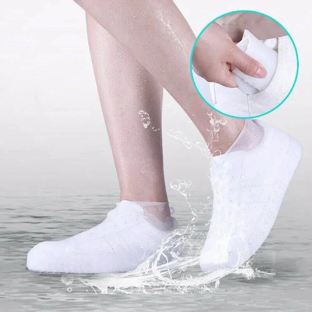 1 Pair Latex WaterProof Shoe Covers Lip-resistant Rubber Rain Boot Rain Gear Overshoes Accessories for Outdoor Rainy Day 