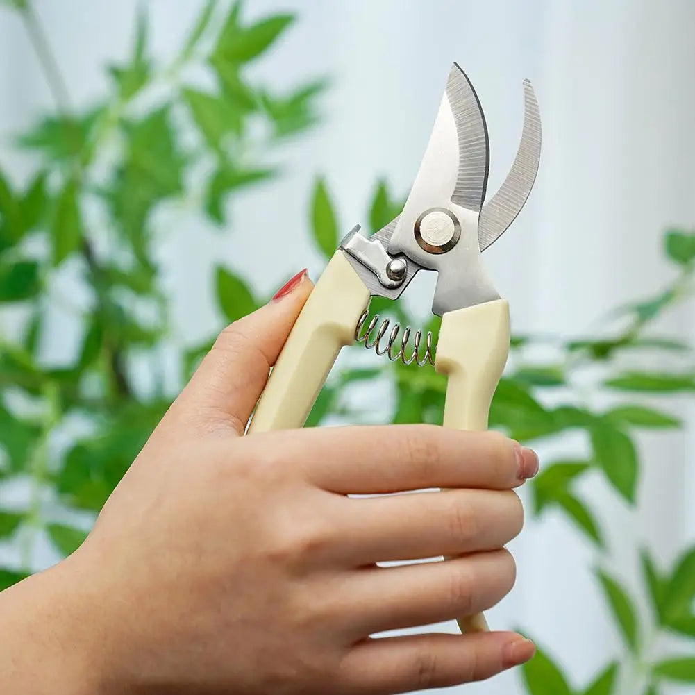 Bypass Pruning Shears with SK-5 Steel Jaws, 21 cm