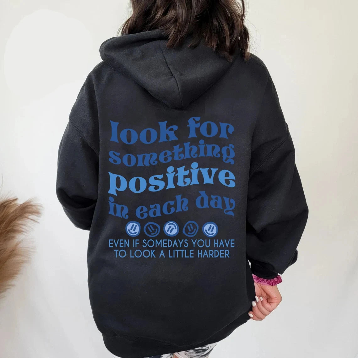 Pullover hoodie met positieve boodschap