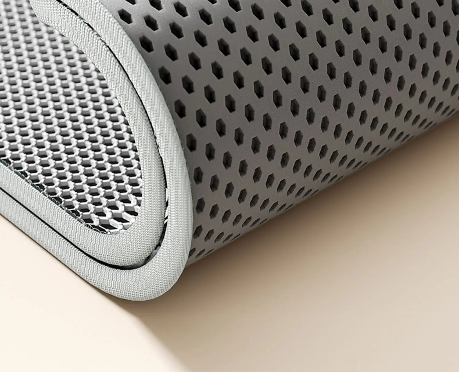 Cat Litter Mat 2-Layer Design Premium Sand Trapping Technology Waterproof Base Non-Slip Pet Floor Protector for Indoor Kittens 